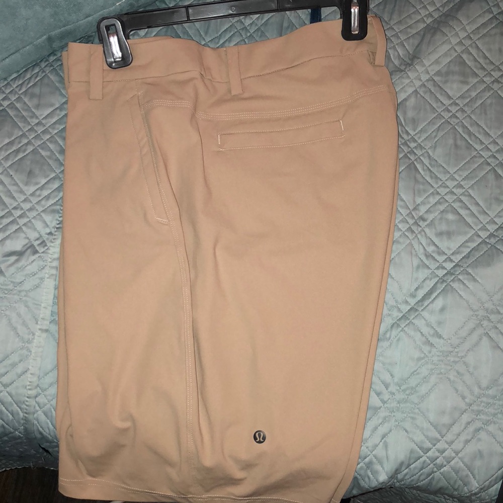 Lululemon golf shorts
